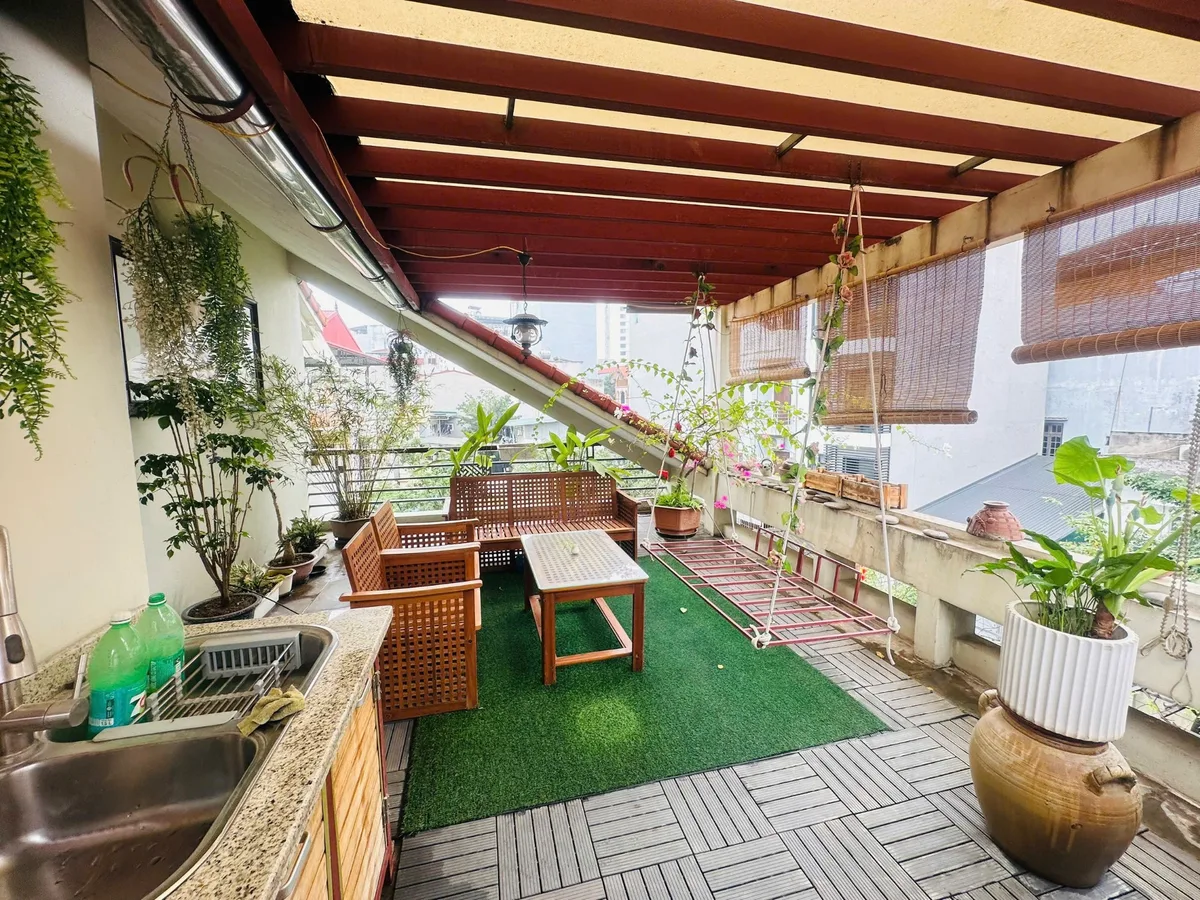 Bán gấp biệt thự sân vườn Hà Nội - Hình 6