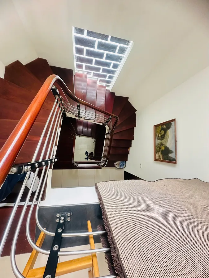 Bán gấp biệt thự sân vườn Hà Nội - Hình 9