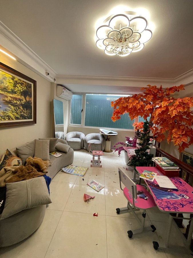 Bán nhà mặt phố Long Biên Hà Nội, Kinh Doanh sầm uất - Hình 4