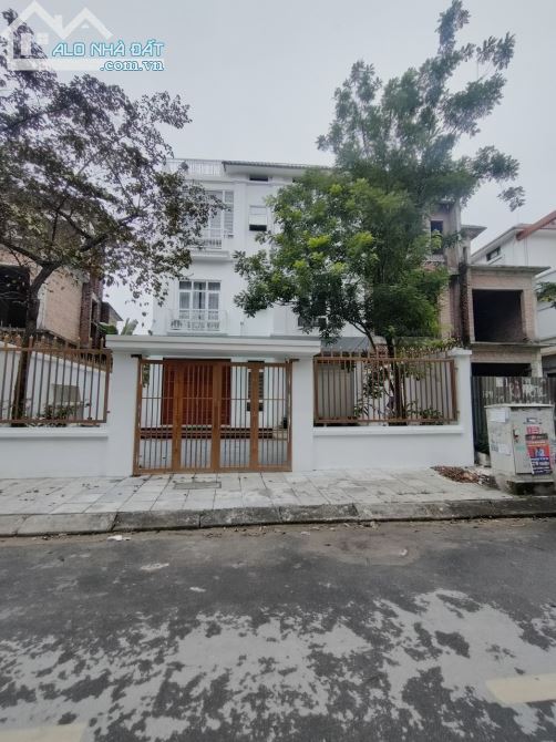 Bán Gấp Biệt thự Thành phố Giao Lưu Bắc Từ Liêm Hà Nội - Hình 2