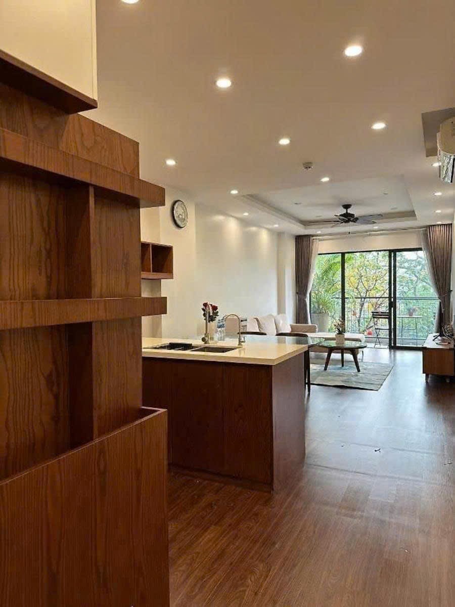 Bán Nhà Mặt Phố Tây Hồ Hà Nội Kinh Doanh Sầm Uất - Hình 2