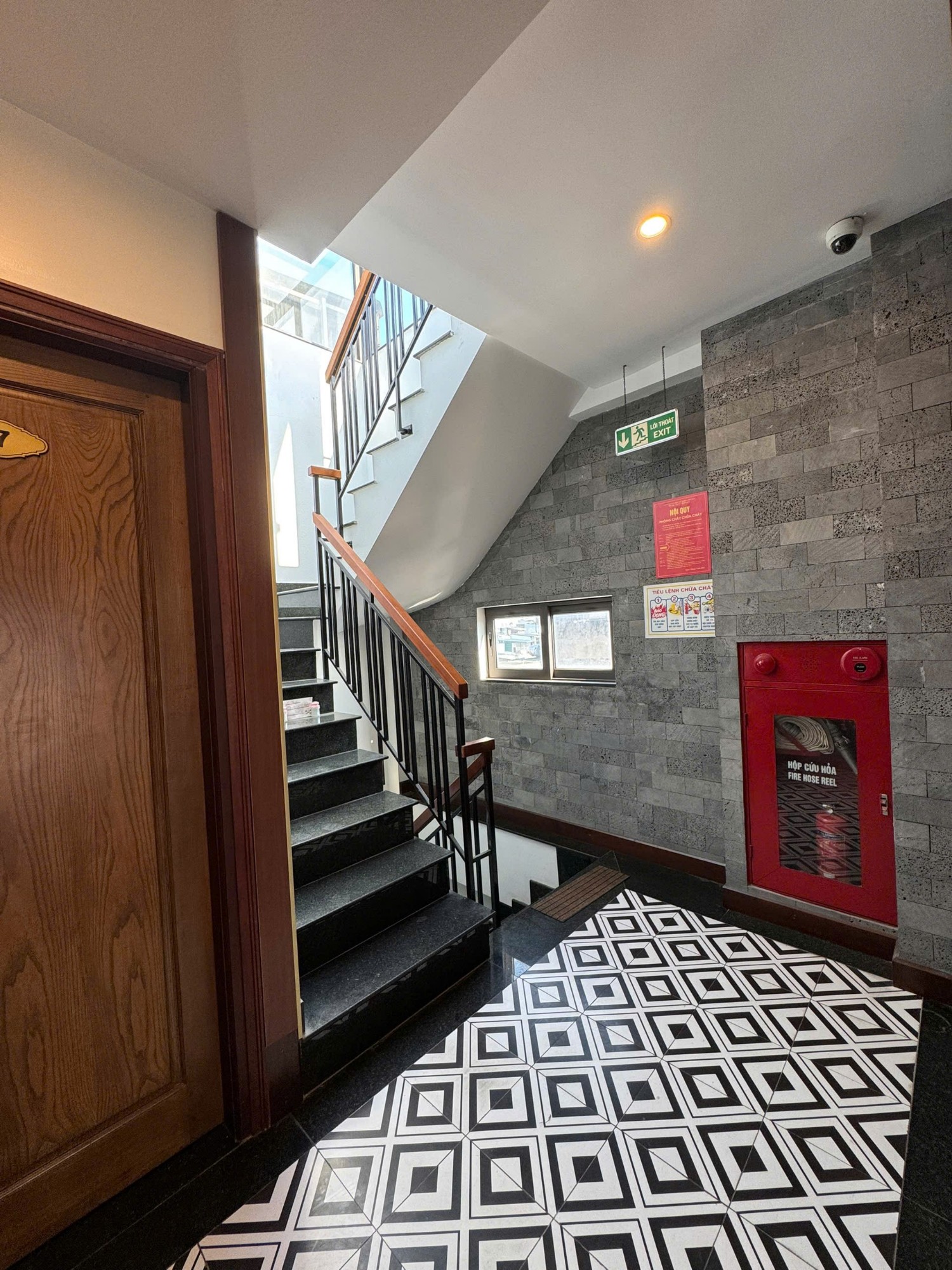 Bán Nhà Mặt Phố Tây Hồ Hà Nội Kinh Doanh Sầm Uất - Hình 6