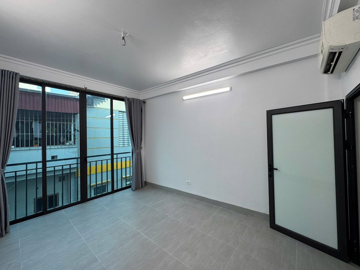 Bán nhà mới Đức Giang Long Biên Hà Nội dân xây chắc chắn - Hình 9