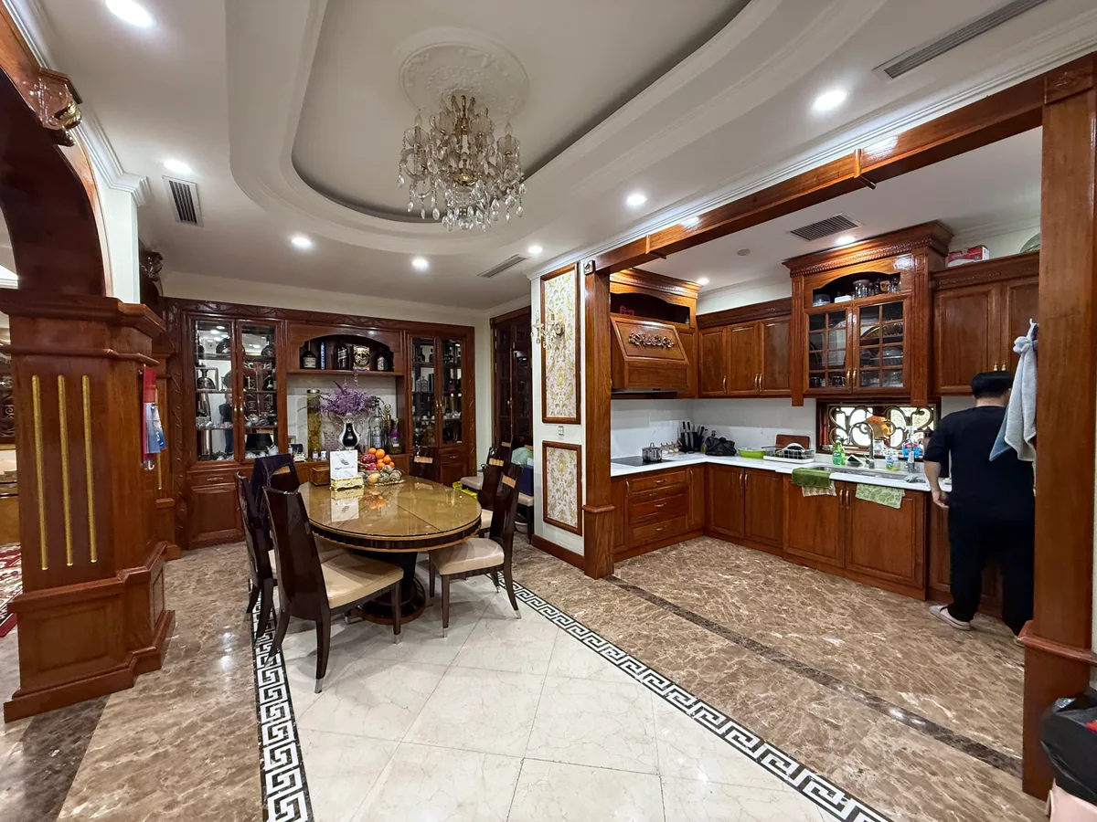 Bán Nhà Mặt Phố Hàng Lược Hoàn Kiếm, Hà nội - Hình 4